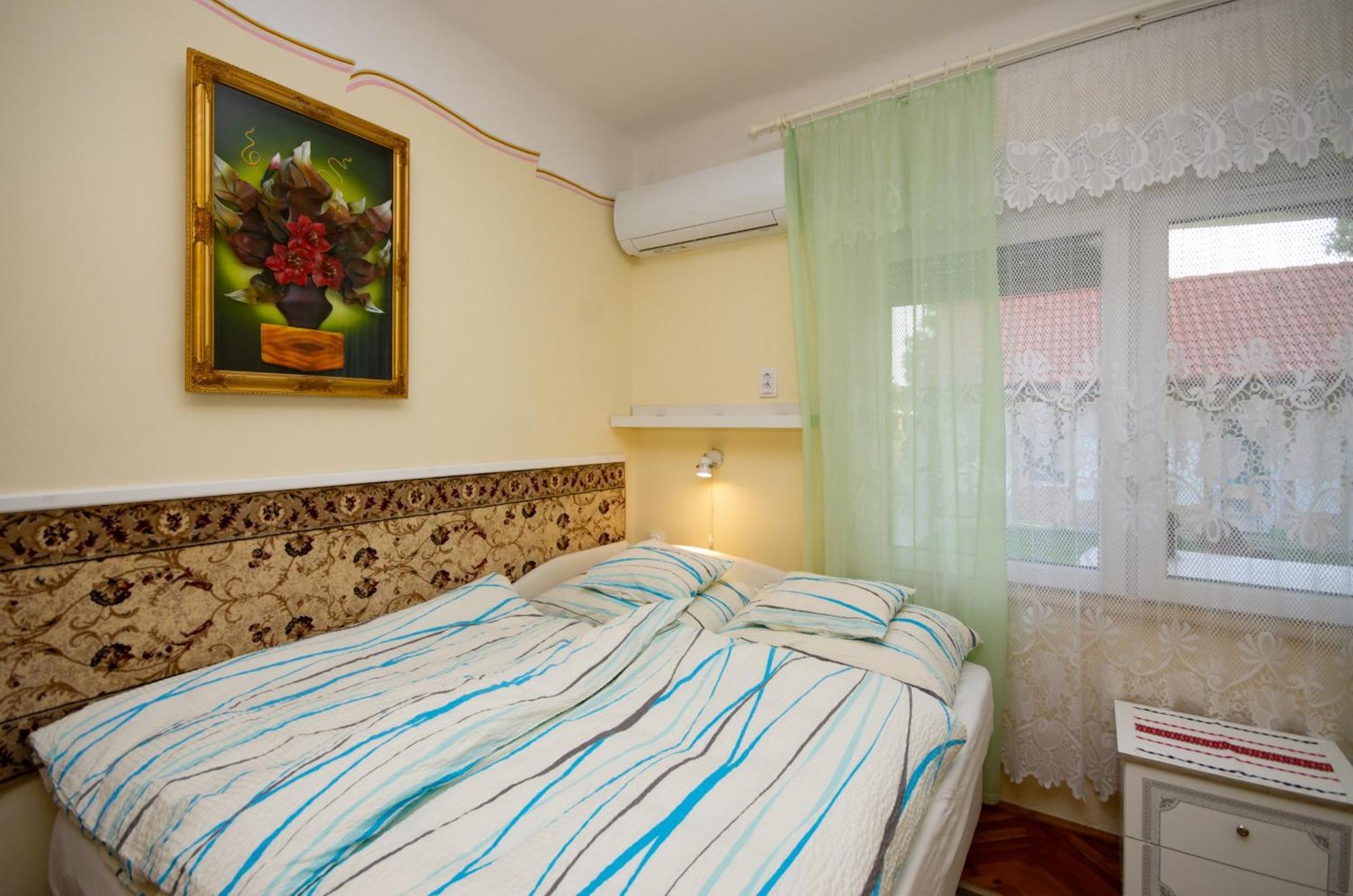 Amália Apartman Gyula Exterior foto