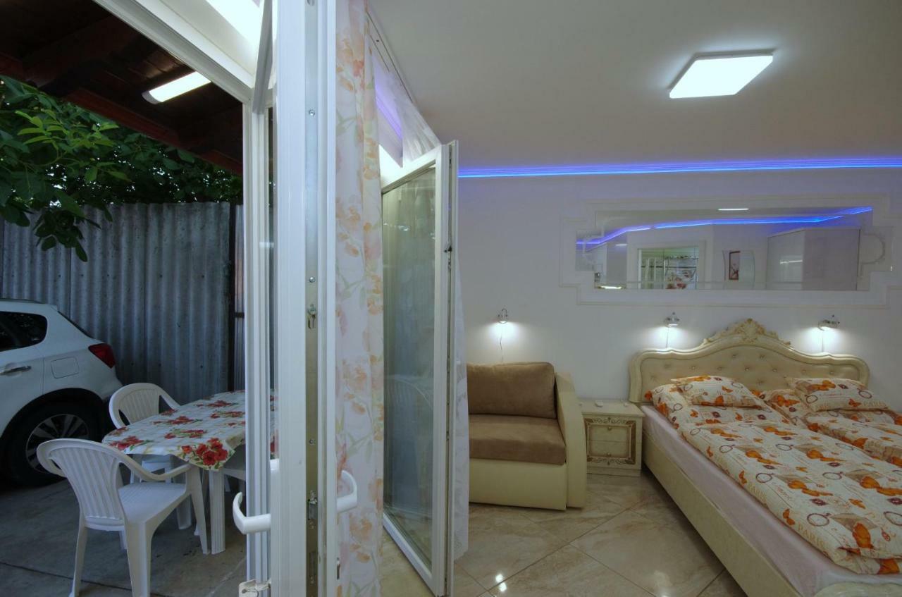 Amália Apartman Gyula Exterior foto